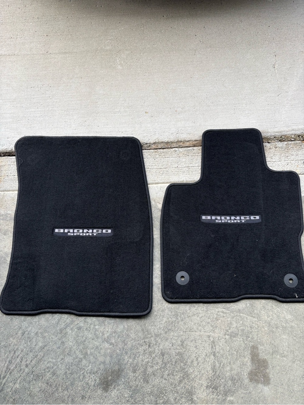 Black Front Floor Mats - Set of 2 Ford Bronco